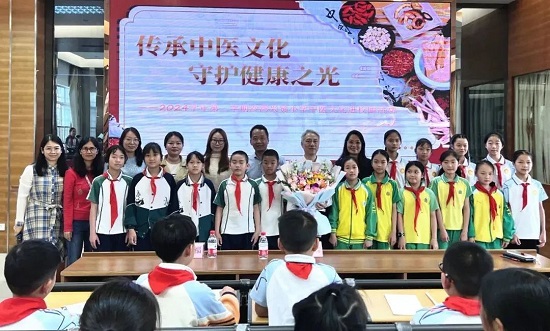 e84fea37dc2f42a8141f4d337f808f70.jpg e84fea37dc2f42a8141f4d337f808f70.jpg